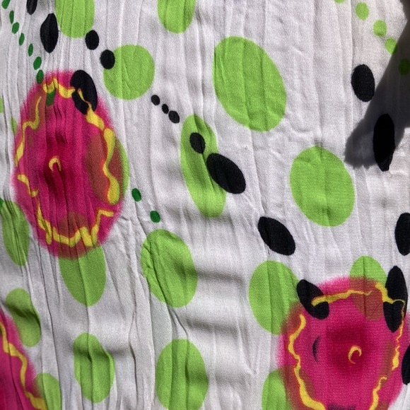 Dots and flowers flouncy ruffled V-front top size L - Picture 6 of 6